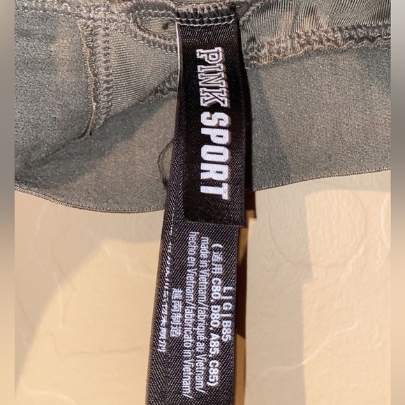 VS Pink sports bra - Picture 4 of 4